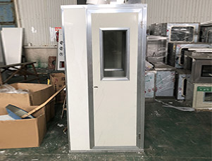 彩鋼板門磁感應(yīng)單人單吹風淋室